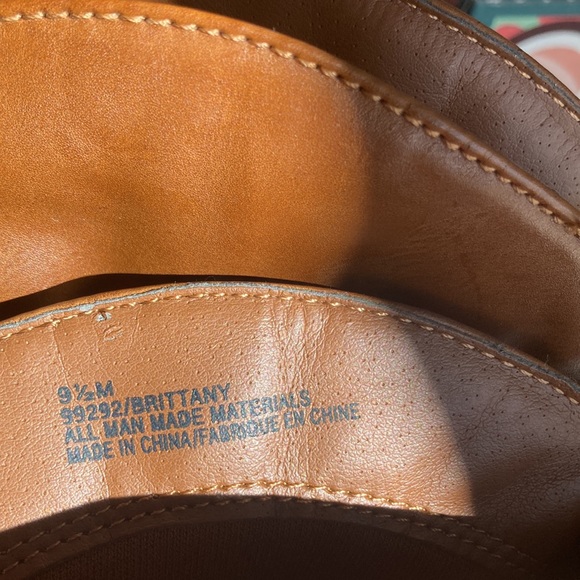 Brown boots - Picture 4 of 6